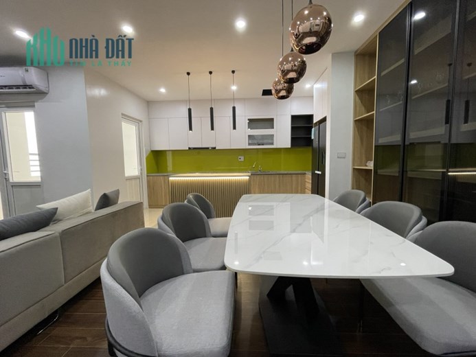 Duy nhất 1 suất giảm gần 500 triệu. Chính sách tốt: Tặng gói nội thất 100 triệu.