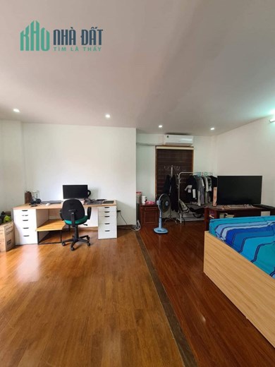 Siêu Hiếm, Bán nhà Lô góc ở Mỹ Đình, Từ Liêm Cạnh Ô tô 45m2,  5tầng chỉ hơn 6tỷ