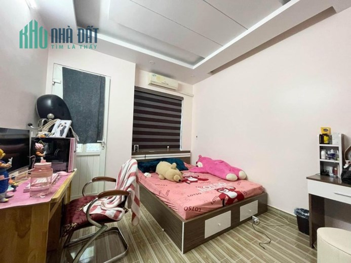Bán nhà Nguyễn Hoàng Tôn - Kinh Doanh – lô góc –vỉa hè 66M 5tầng 11.2T