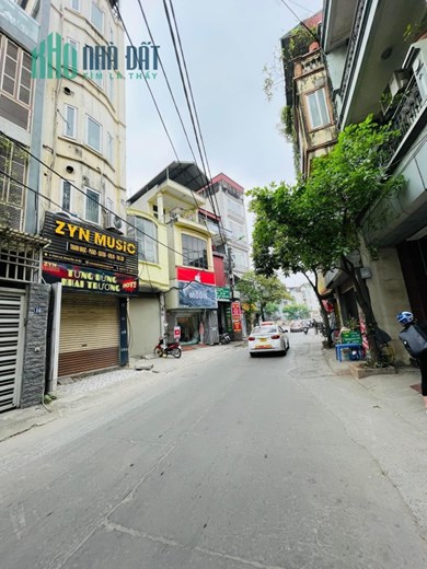 THỊNH LIỆT ÔTÔ QUA VÀO NHÀ KINH DOANH ĐỈNH SÁT PHỐ 34.5M2 5 TẦNG MỚI TINH NHỈNH 5 TỶ