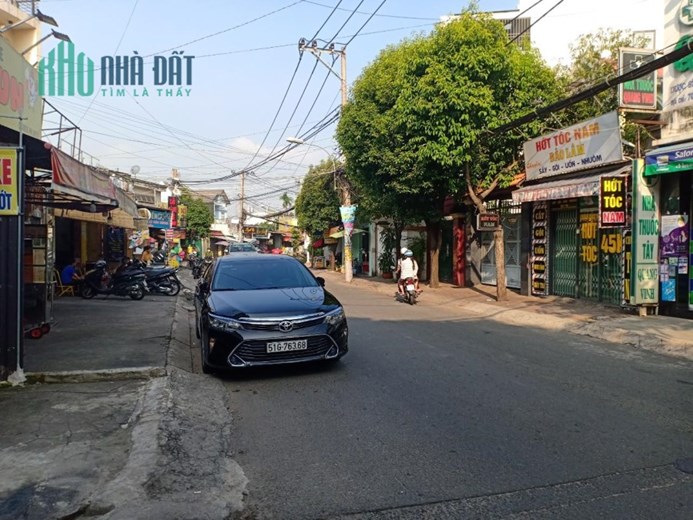 Sản phẩm đầu tư: Bán nhà mặt tiền Đường số 9, Linh Tây Thủ Đức, 6m x 17m, giá chỉ hơn 5 tỷ.