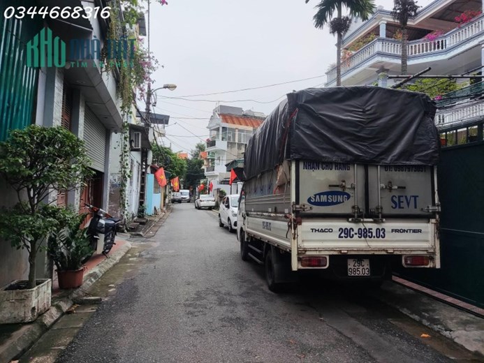 Bán đất Ngọc Thụy, Long Biên, ô tô đỗ sát nhà, 50m2 giá 2.35 tỷ