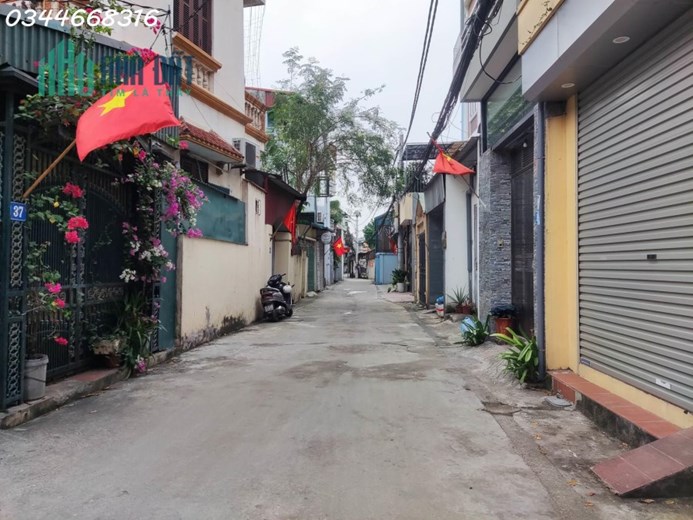 HÀNG XÓM KHAI SƠN NGỌC THỤY LONG BIÊN - Ô TÔ VÀO NHÀ - ĐƯỜNG THÔNG - CĂN GÓC - 3.2 TỶ