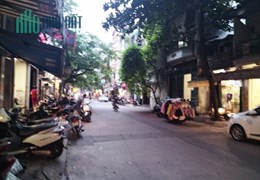 Chính Chủ Nhờ Tìm Người Thuê Nhà Đẹp Kinh doanh mặt phố Bạch Đằng, Hoàn Kiếm