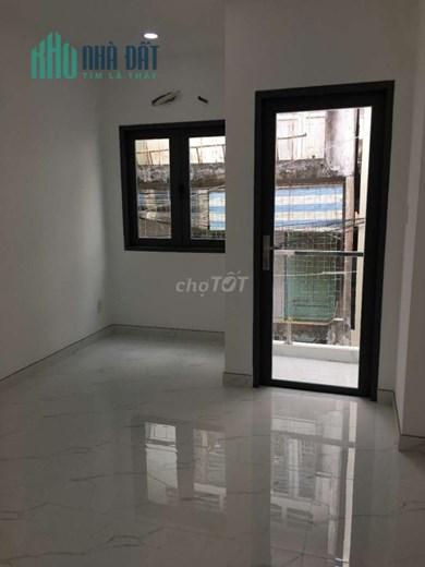 Nhà đẹp 2 lầu gần Công viên Lê Thị Riêng - 15 triệu