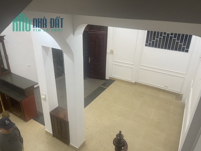Bán nhà Võ Chí Công, Cầu Giấy. 43mx4; MT7m; giá 5 tỷ 5.