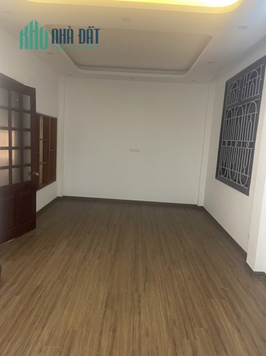 Bán nhà Võ Chí Công, Cầu Giấy. 43mx4; MT7m; giá 5 tỷ 5.