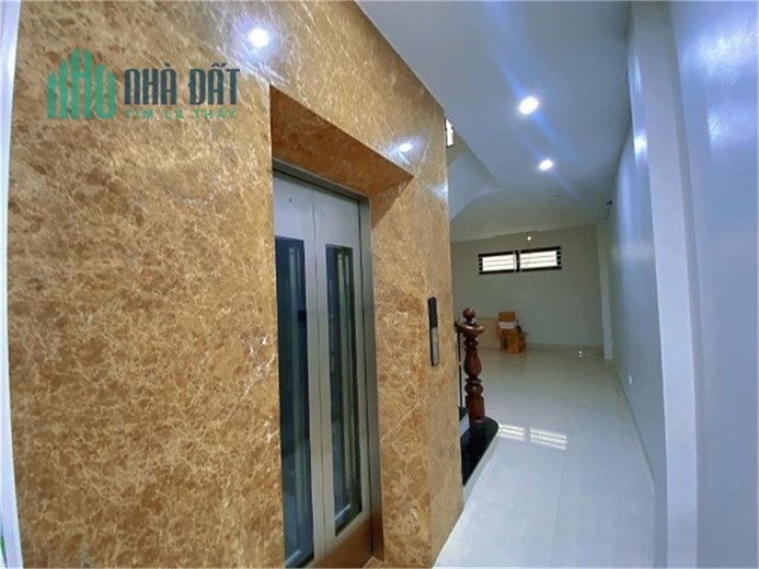 CÓ 102-16,5 TỶ ĐƯỜNG 800A,CẦU GIẤY-NHÀ ĐẸP-MẶT PHỐ-VỈA HÈ-THANG MÁY-GARA -KINH DOANH