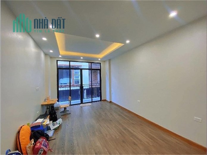 CÓ 102-16,5 TỶ ĐƯỜNG 800A,CẦU GIẤY-NHÀ ĐẸP-MẶT PHỐ-VỈA HÈ-THANG MÁY-GARA -KINH DOANH