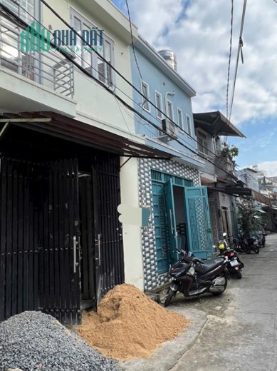 Bán nhà đường số 11, P. BHH, Q .Bình Tân - DT: 4,10 m x 8,5m
