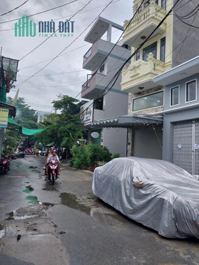 HXH TRÁNH TÂN THỚI NHẤT QUẬN 12 - GẦN TRƯỜNG THCS TRẦN PHÚ - 80M2, NHÀ CẤP 4 CÒN MỚI Ở NGAY.