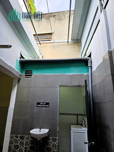 Cho thuê mặt bằng 100m2 mặt tiền đường Chương Dương Linh Chiểu