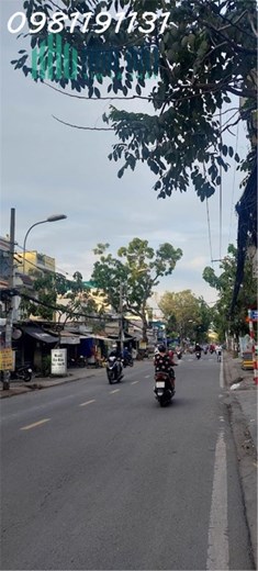 NHÀ MTKD HAI trước mặt  PHẠM HỮU LẦU ,Q7- 2 MT KHỦNG 11M -  77M2 CHỈ :5.5 TỶ