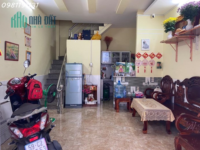 NHÀ MTKD kdc TUẤN KHẢI- PHẠM HỮU LẦU ,Q7- 2 MT KHỦNG 11M -  80M2 CHỈ :5.5 TỶ