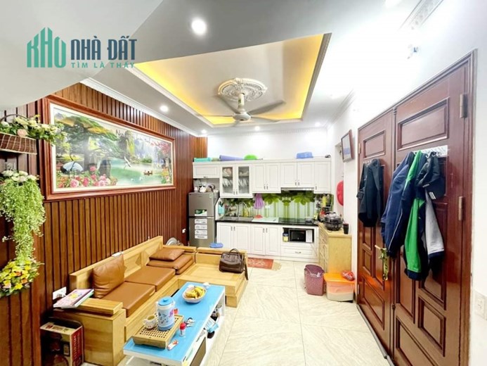 SIÊU HIẾM ! BÁN NHÀ LÔ GÓC NGÕ 173 HOÀNG HOA THÁM, 39M*5T, NHỈNH 4 TỶ