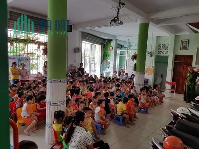 Trường Mầm Non MT 3 Lầu Đường Lớn HĐ Thuê 50tr/tháng Ngang 20m Giá 16 Ty