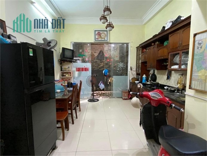 CÓ 102,15 TỶ HOA BẰNG,CẦU GIẤY-NHÀ ĐẸP-MẶT PHỐ-VỈA HÈ.-KINH DOANH SẦM UẤT-THÔNG SỐ ĐẸP.