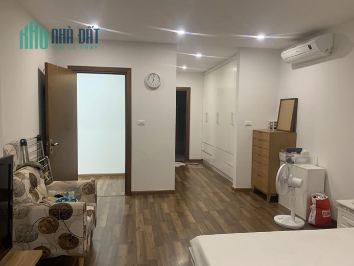 Bán Chung Cư Cao Cấp Goldmark City 135m 3 Ngủ 2 WC 2 Ban Công Full Nội Thất giá nhỉnh 5 Tỉ