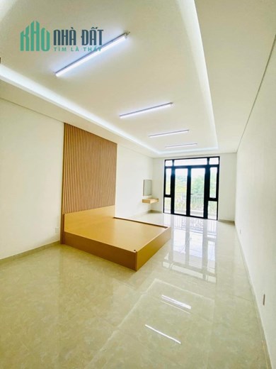 BÁN GẤP ĐỊNH CƯ GIẢM 4 TỶ ,NHÀ MẶT TIỀN LŨY BÁN BÍCH GIÁP ÂU CƠ.