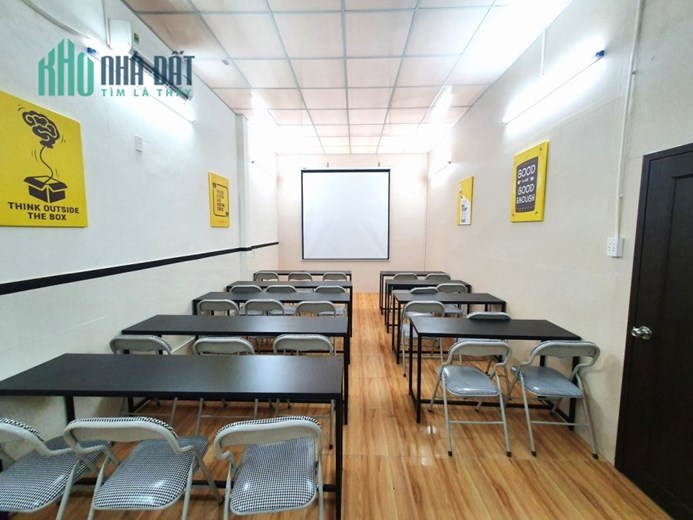 Cần Sang Nhượng Văn Phòng Có Gác Lửng Vị Trí Đẹp Trung Tâm