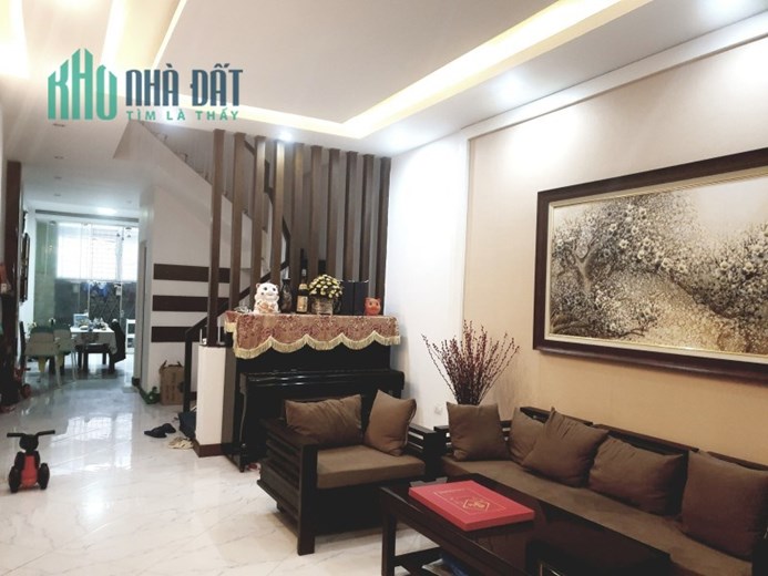 Rung chuyển. Bán nhà Lương Ngọc Quyến, Hà Đông. 84m2 x 3T. MT 4m. PHÂN LÔ. ÔTÔ. 8 Tỷ. 0968084286