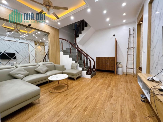 BÙI XƯƠNG TRẠCH, 32M2,5 TẦNG,4.8M ,NỞ HẬU, FULLl NỘI THẤT, NHỈNH 3 TỶ