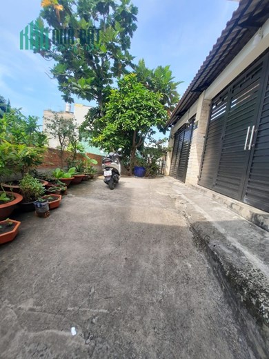 HÀNG NGỢP NGÂN HÀNG, ĐẤT THỔ CƯ 128M2, HẺM XE HƠI, GẦN KDC PHƯỚC KIỂNG, 3.8 TỶ