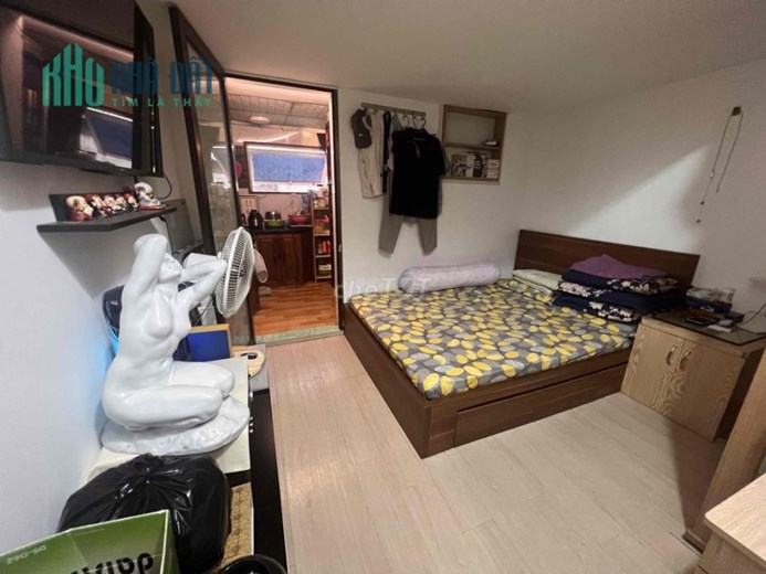 Chính chủ cho thuê nhà tập thể 45m2 1 khách 1 ngủ, full nội thất tại đường Trần Khánh Dư