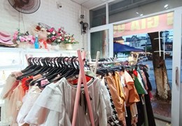 CHÍNH CHỦ- Cần Sang Nhượng Quán Quần Áo Thời Trang ở Đường Nguyễn Thị Định ,Quy Nhơn.