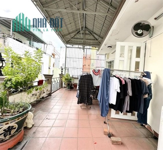 BÁN NHÀ SÁT HXH LÝ CHÍNH THẮNG - QUẬN 3 - 75M2 - NGANG GẦN 8M CHỈ 8 TỶ NHỈNH