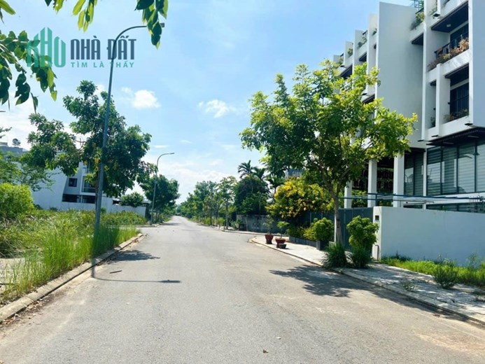 Bán lô đất FPT City Đà Nẵng 144m2 giá chỉ 3.3 tỷ