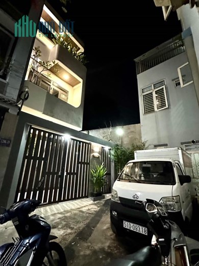 Bán nhà 1 trệt 2 lầu Đường Hoàng Diệu 2-Phường Linh Trung -Thủ Đức,Lh 0966943807