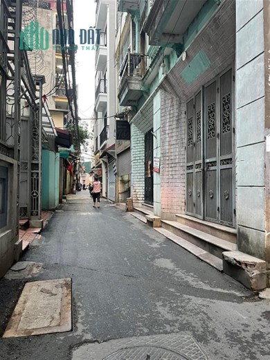 Bán Nhà Phố Lạc Long Quân Quận Tây Hồ. 72m Mặt Tiền 8.2m Nhỉnh 11 Tỷ. Cam Kết Ảnh Thật Mô Tả Chính
