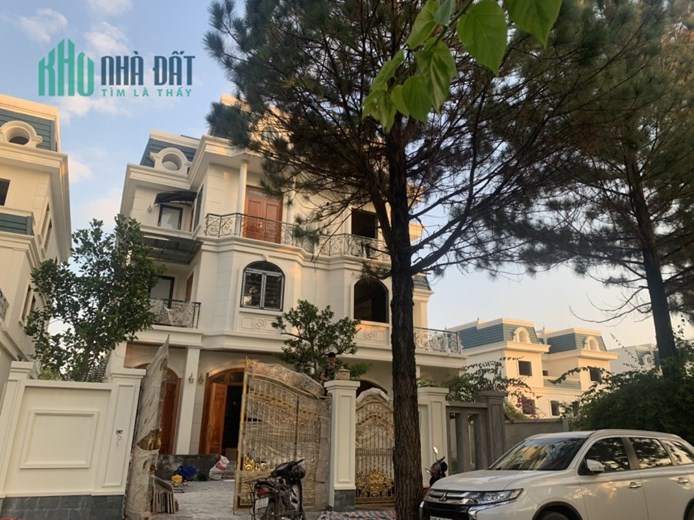 Biệt thự The Phoenix garden hướng đông nam, Tây bắc, lô góc 200m2, 400m2