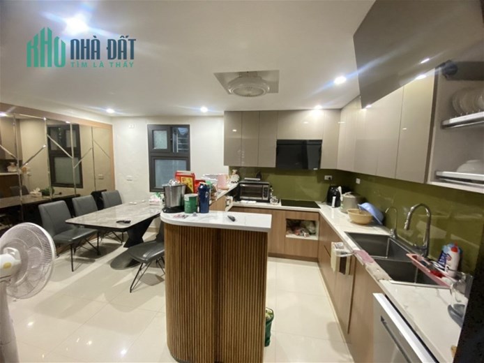 Bán Nhà Phố Lạc Long Quân Quận Tây Hồ. 88m Mặt Tiền 5m Nhỉnh 18 Tỷ. Cam Kết Ảnh Thật Mô Tả Chính
