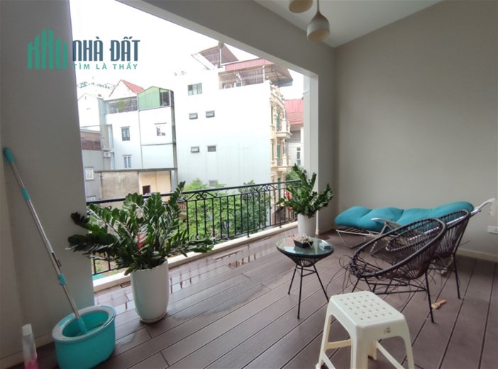 Bán Nhà Phố Lạc Long Quân Quận Tây Hồ. 88m Mặt Tiền 5m Nhỉnh 18 Tỷ. Cam Kết Ảnh Thật Mô Tả Chính