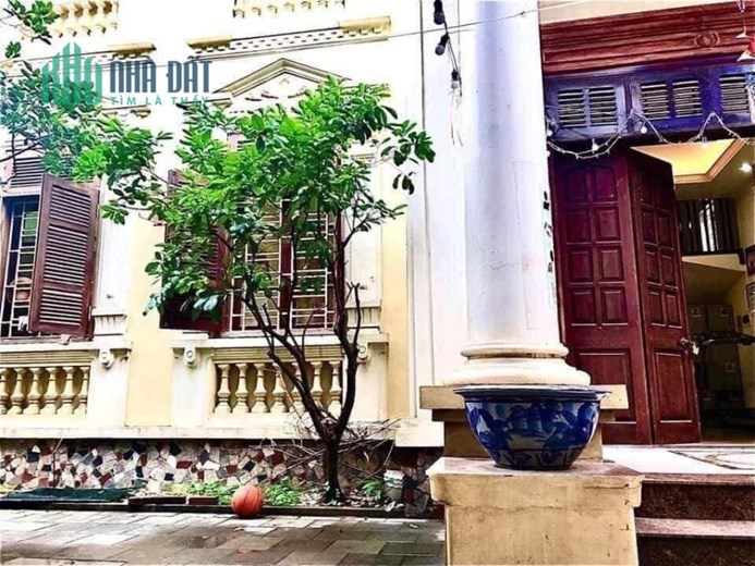 Bán Nhà Phố Lạc Long Quân Quận Tây Hồ. 200m Mặt Tiền 10m Nhỉnh 15 Tỷ. Cam Kết Ảnh Thật Mô Tả Chính