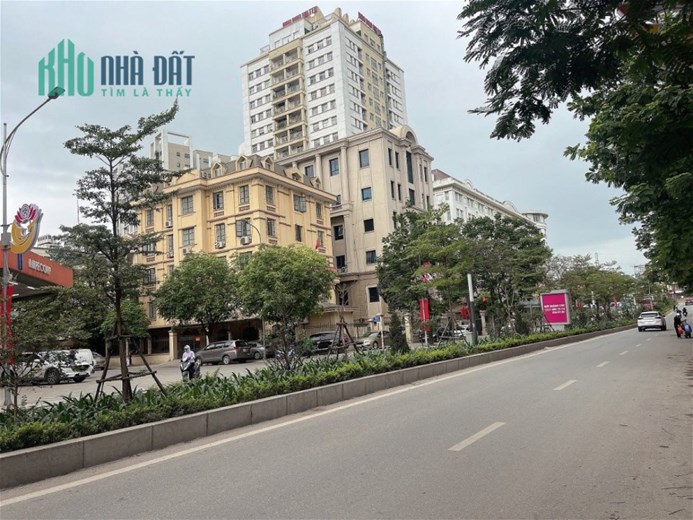 Bán Nhà Mặt Phố Lạc Long Quân Quận Tây Hồ. 75m Mặt Tiền 6.5m Nhỉnh 15 Tỷ. Cam Kết Ảnh Thật Mô Tả