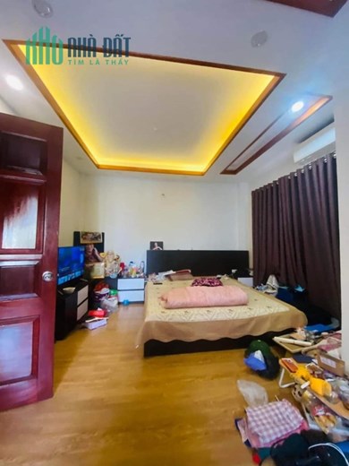 BÁN NHÀ GIÁP BÁT, GẦN OTO, NHÀ ĐẸP, Ở LUÔN,DT 43M2 X 5T, GIÁ 3 TỶ 850 tr