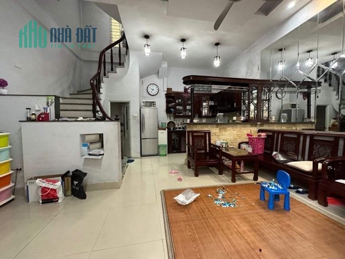 Hiếm BÁN NHÀ VÕ THỊ SÁU - NGÕ THÔNG TỨ TUNG - GẦN CÔNG VIÊN, 35M,NHỈNH 4 TỶ,0944548558