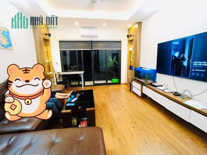 MẶT PHỐ !! Cho thuê nhà MP Mễ Trì Hạ 45mx5T OTO tránh KD VP spa tóc tạp hóa shop