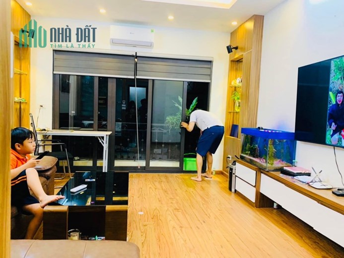 MẶT PHỐ !! Cho thuê nhà MP Mễ Trì Hạ 45mx5T OTO tránh KD VP spa tóc tạp hóa shop