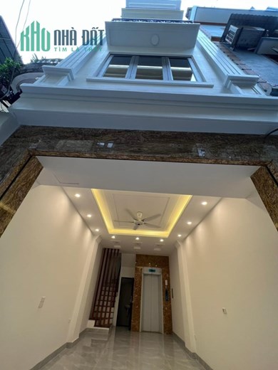 PHÂN LÔ - VƯƠNG THỪA VŨ - NHÀ ĐẸP - 10 Ô TÔ TRÁNH - 6T THANG MÁY -DT GẦN 40M - GIÁ 7 TỶ 100 TR