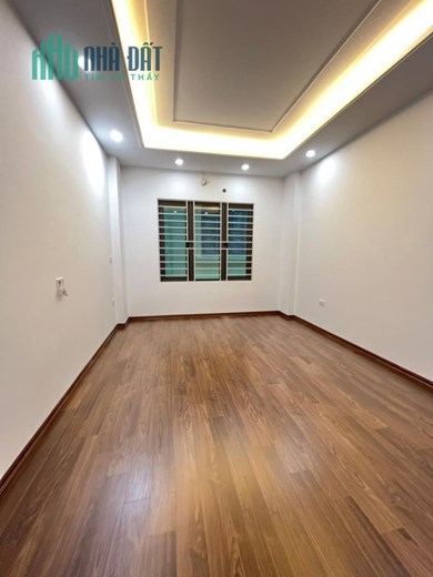 PHÂN LÔ - VƯƠNG THỪA VŨ - NHÀ ĐẸP - 10 Ô TÔ TRÁNH - 6T THANG MÁY -DT GẦN 40M - GIÁ 7 TỶ 100 TR