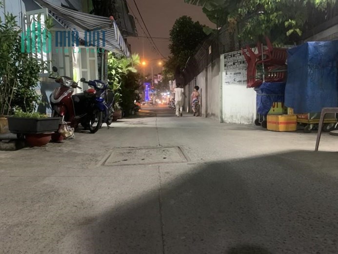 296 Nguyễn Văn Lượng 1 TỶ 8 - P17 . Gò Vấp. GIÁ NGỘP CHÔT NHANH.
SỔ CÔNG CHỨNG LIỀN.