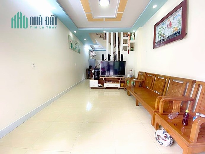 Bán nhà ngõ 9 Trung Hành ngay Lê Hồng Phong, 40m 3 tầng GIÁ 2.1 tỉ