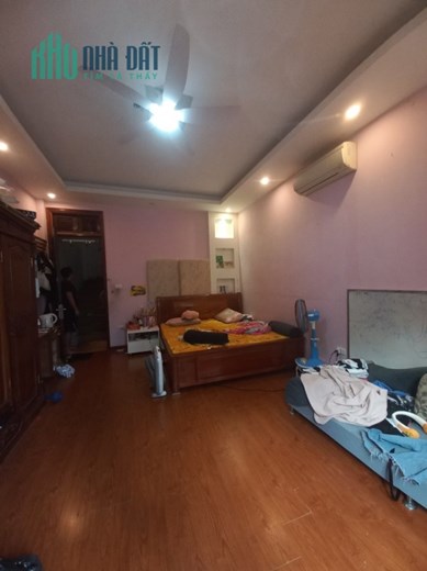 Bán nhà mặt phố Hoàng Văn Thái 46m 5 tầng vỉa hè kinh doanh sầm uất 15 tỷ lh 0817606560