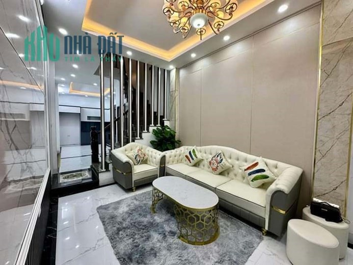Bán Nhà Ngõ 66 Phố Hoàng Văn Thái 41m2 x 4 tầng, 4 phòng ngủ khép kín full nội thất sàng trọng, ngõ