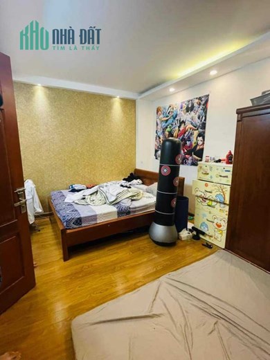 Bán Nhà Ngõ 5 Trần Thái Tông 33/40m2 x 5 tầng, 3 phòng ngủ đầy đủ công năng, tặng full nội thất,