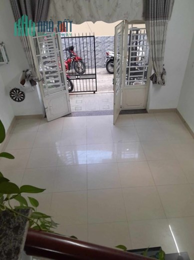 NHÀ 2 TẦNG 2 MÊ, LÔ GÓC 2 THOÁNG GIÁ RẺ TT HẢI CHÂU, HÒA CƯỜNG